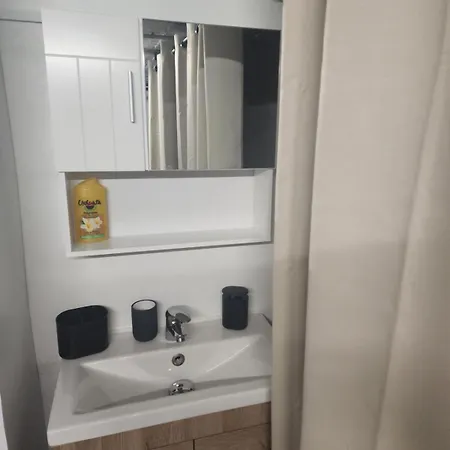 アパート Wauquier